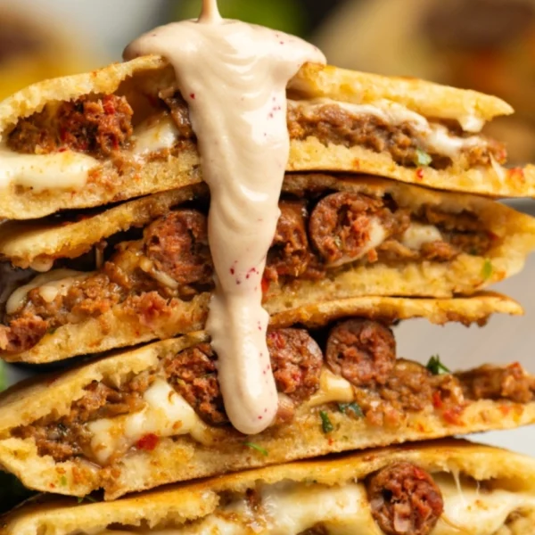 حواوشي سجق بالجبنه