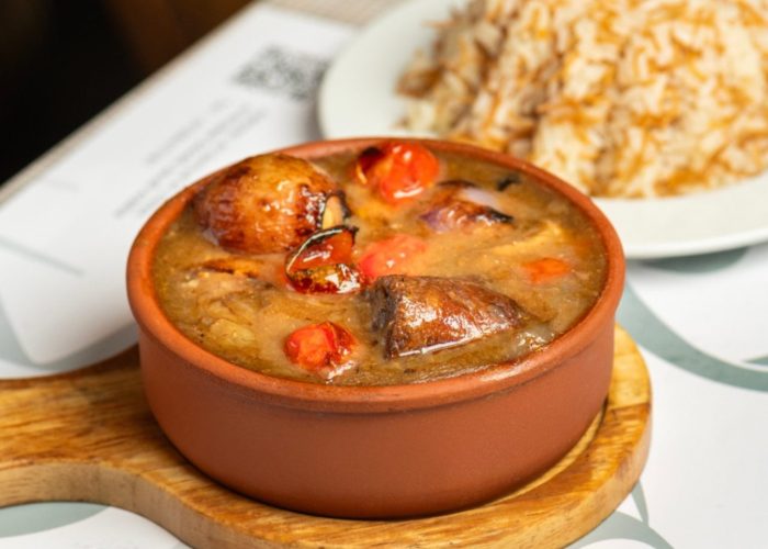 meat_awrma_tagine_with_rice_17430386584037890